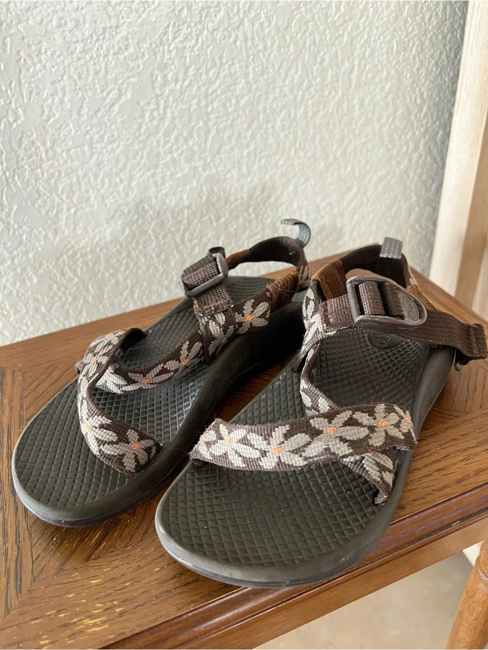 Chaco Girls Brown Floral Strap Sport Sandals